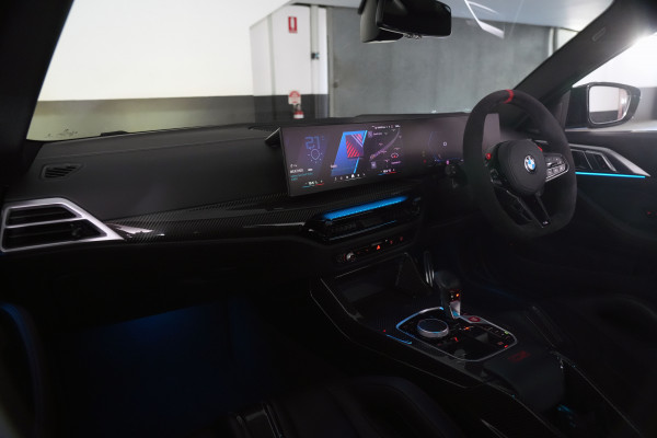 2024 BMW M4 CS Coupe Image 31