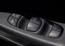 2013 Nissan Pulsar B17 ST Sedan