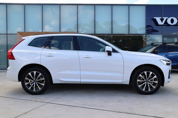 2024 Volvo XC60 UZ Plus B5 SUV Image 4