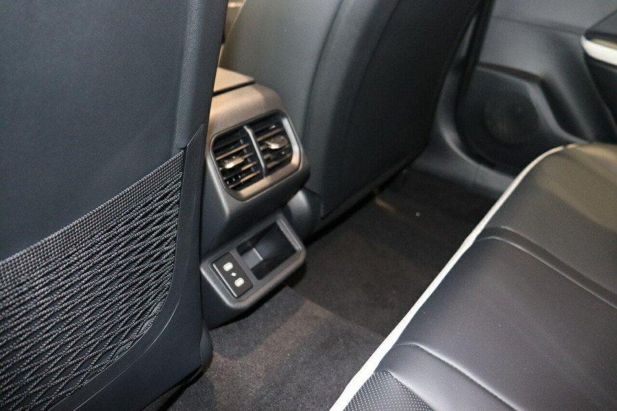 2025 Kia K4 CL4m GT-Line Sedan Image 27