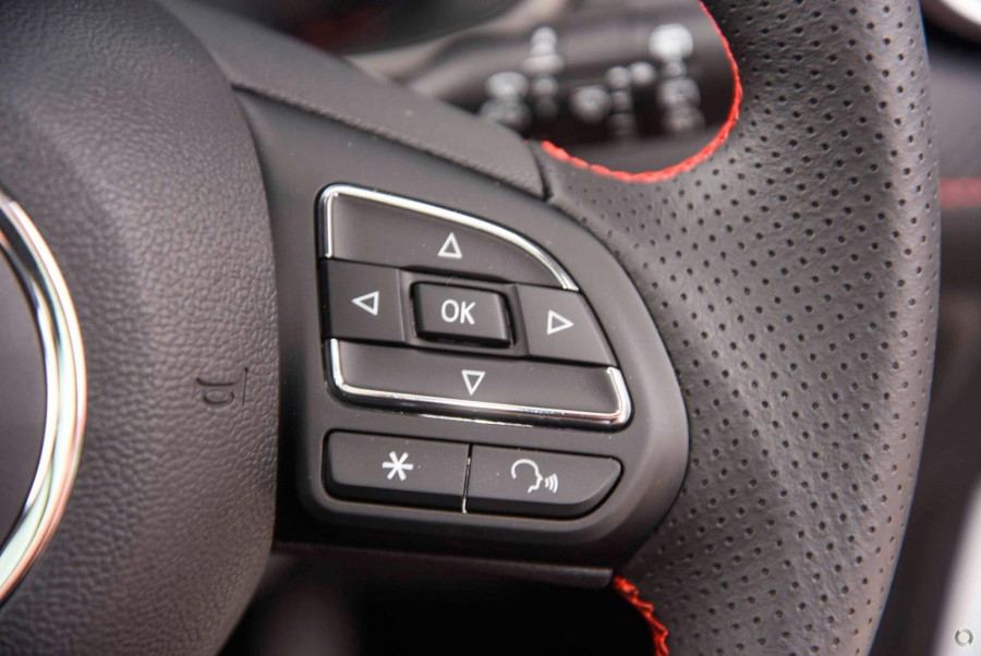 2024 MG ZST  Essence SUV Image 15