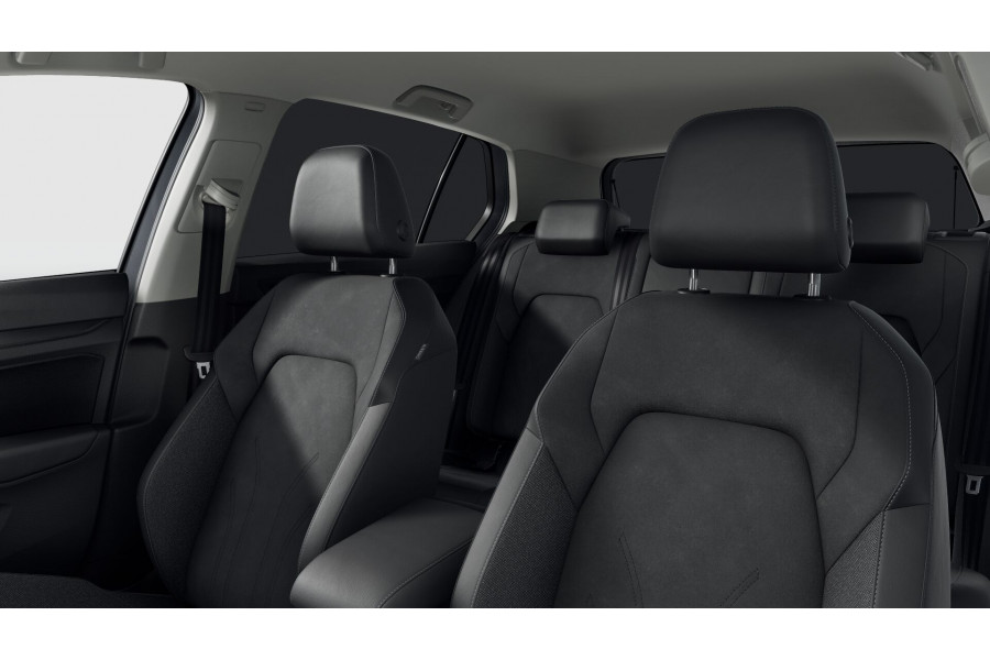 2025 Volkswagen Golf 8.5 110TSI Style Hatch Image 9