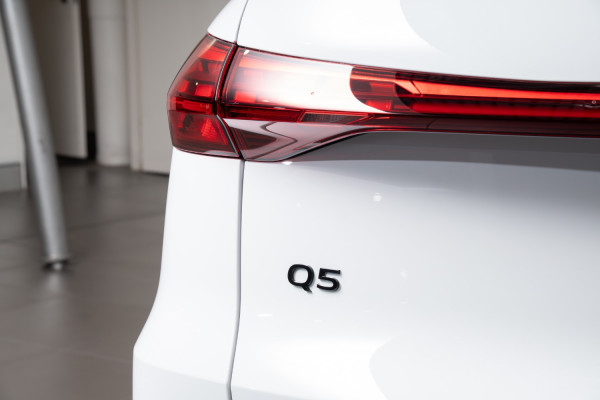 2026 MY25 Audi Q5 FY TFSI Sport SUV image 24