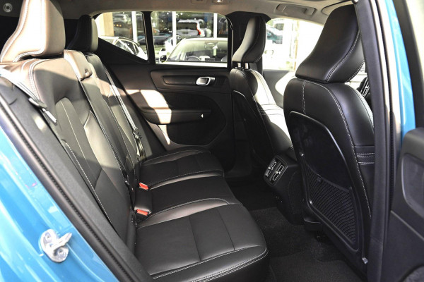 2024 MY25 Volvo XC40 XZ Plus B4 SUV Image 5