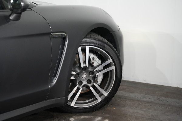 2015 Porsche Panamera Coupe Image 10