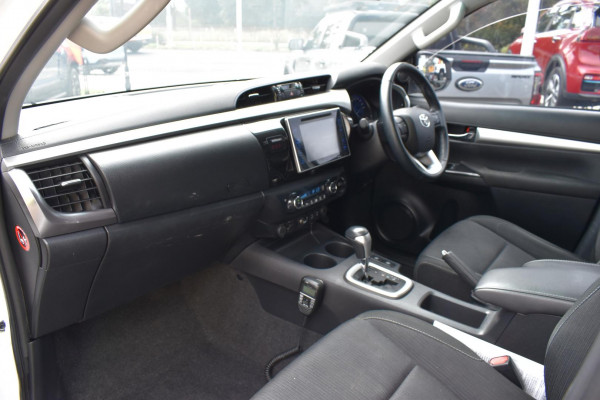 2018 Toyota HiLux  SR5 Double Cab Pick Up Image 41