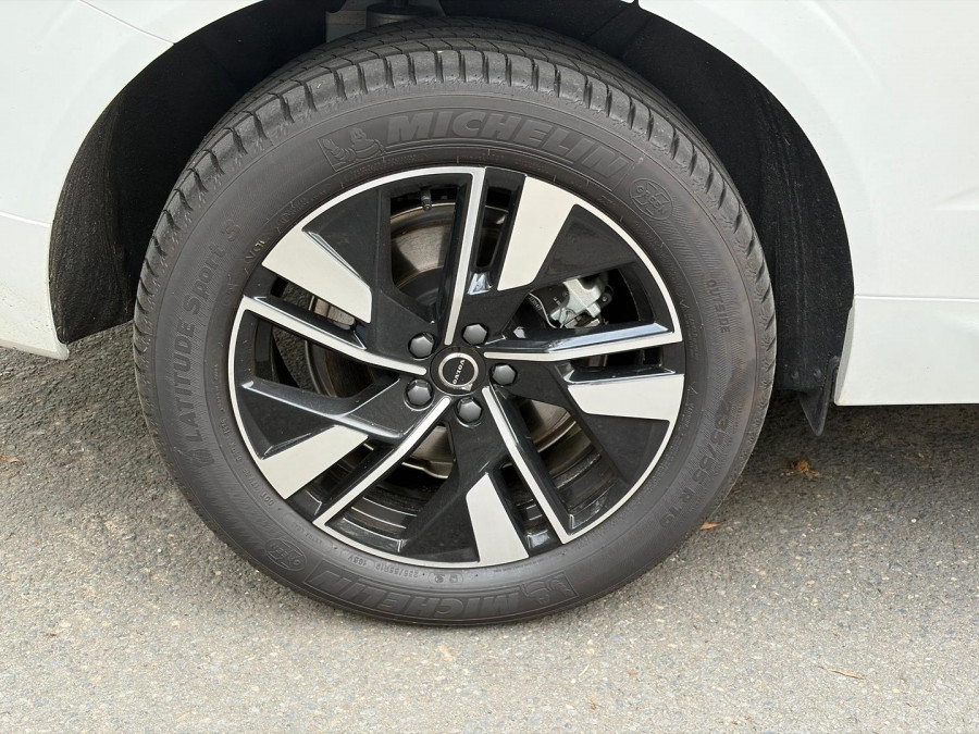 2025 Volvo XC60 UZ Plus T8 Plug-in Hybrid SUV Image 7
