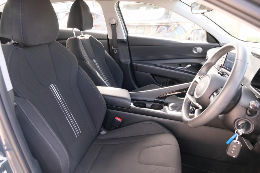 2024 Hyundai i30 CN7.V2 Hybrid Sedan Image 13