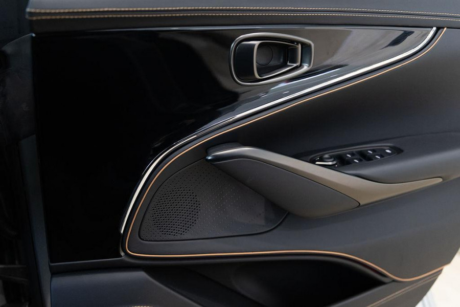 2026 Aston Martin DBX  S SUV Image 32