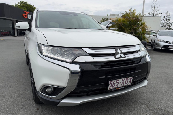 2016 MY17 Mitsubishi Outlander ZK LS Safety Pack SUV Image 4