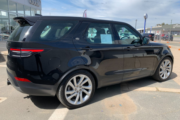 2017 Land Rover Discovery Series 5 SE Wagon