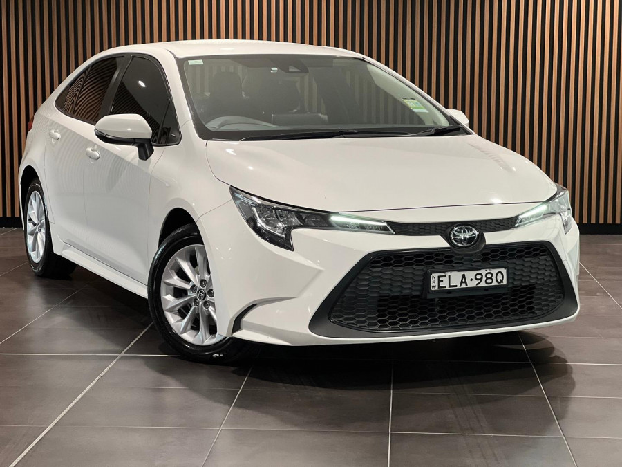 2020 Toyota Corolla ZRE SX Sedan Image 1