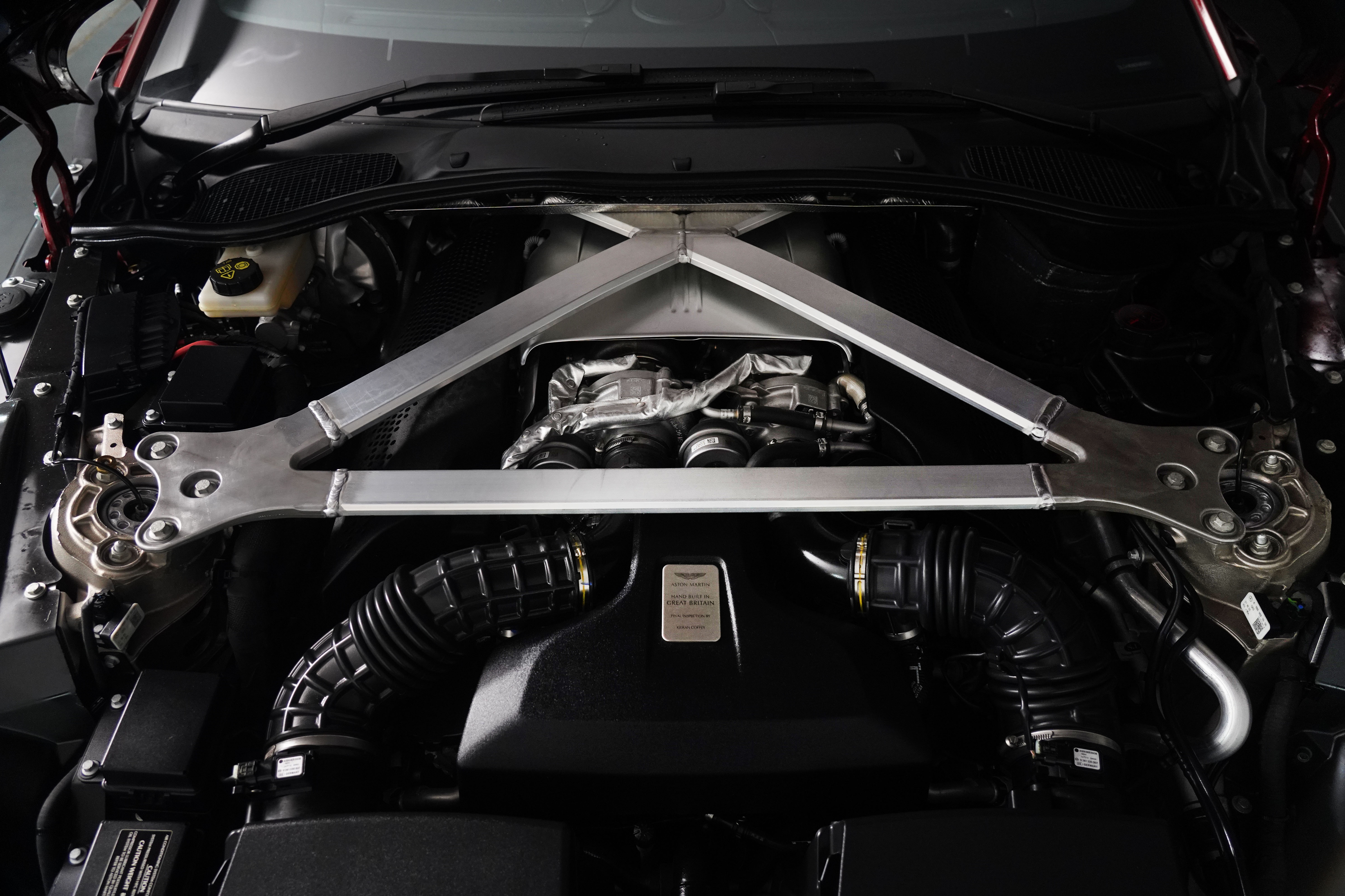 2022 Aston Martin Vantage  Coupe Image 25