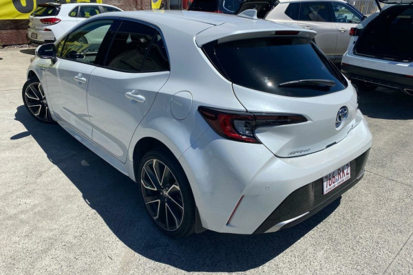 2023 Toyota Corolla ZWE219R  ZR Hybrid Hatch Image 3
