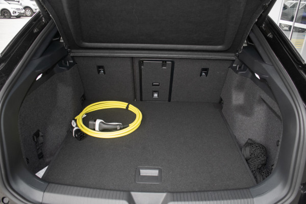 2025 Volkswagen ID. 5 E2 Pro SUV image 22