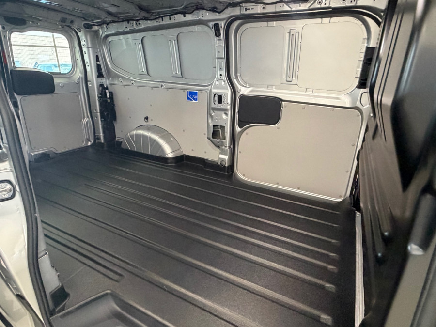 2026 MY26.5 Ford Transit Custom AV Trail LWB Van Image 9