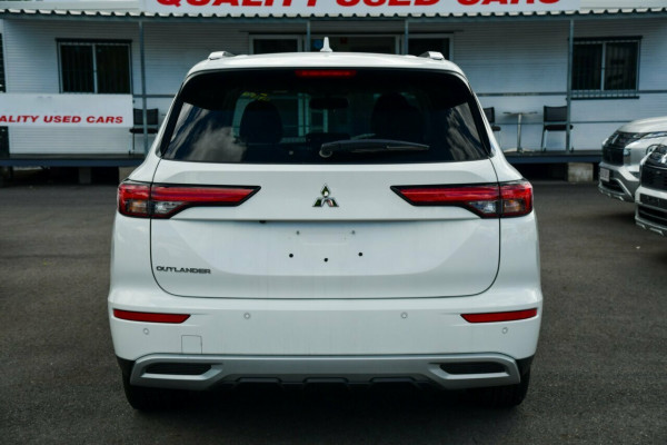 2023 MY24 Mitsubishi Outlander ZM LS SUV