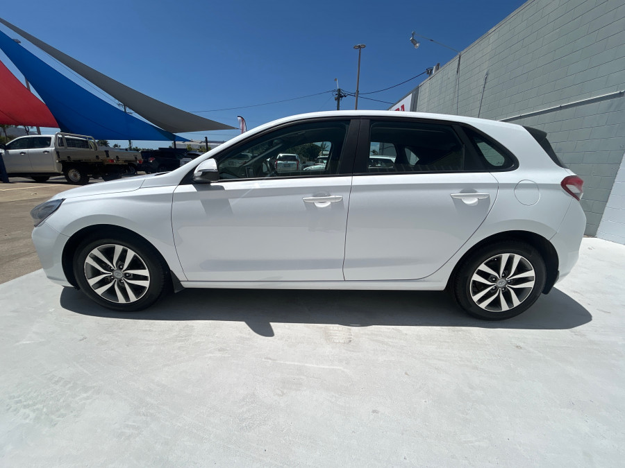 2017 MY18 Hyundai i30 PD Active Hatch Image 7
