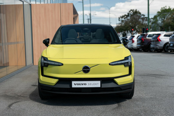 2025 Volvo EX30  Twin Motor Performance Ultra SUV Image 8