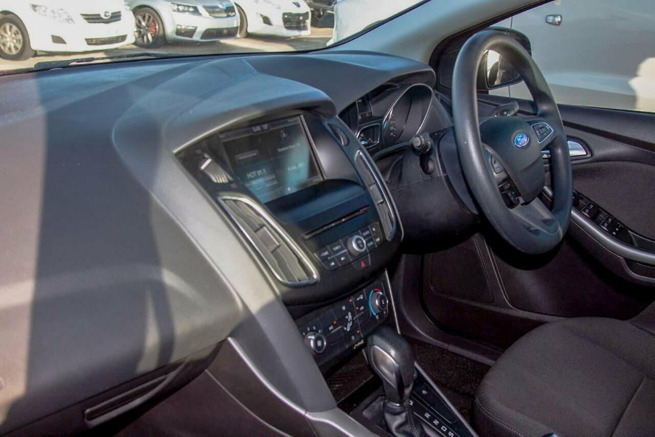 2016 Ford Focus LZ Trend Hatchback Image 8