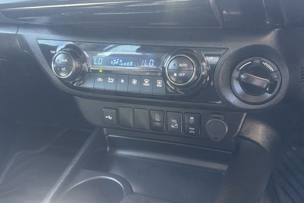 2024 Toyota HiLux GUN126R SR 48V Ute Image 18