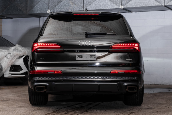 2024 MY25 Audi Q7 4M 55 TFSI S line SUV image 5