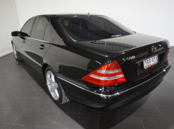 2001 Mercedes-Benz S500 V220 Sedan