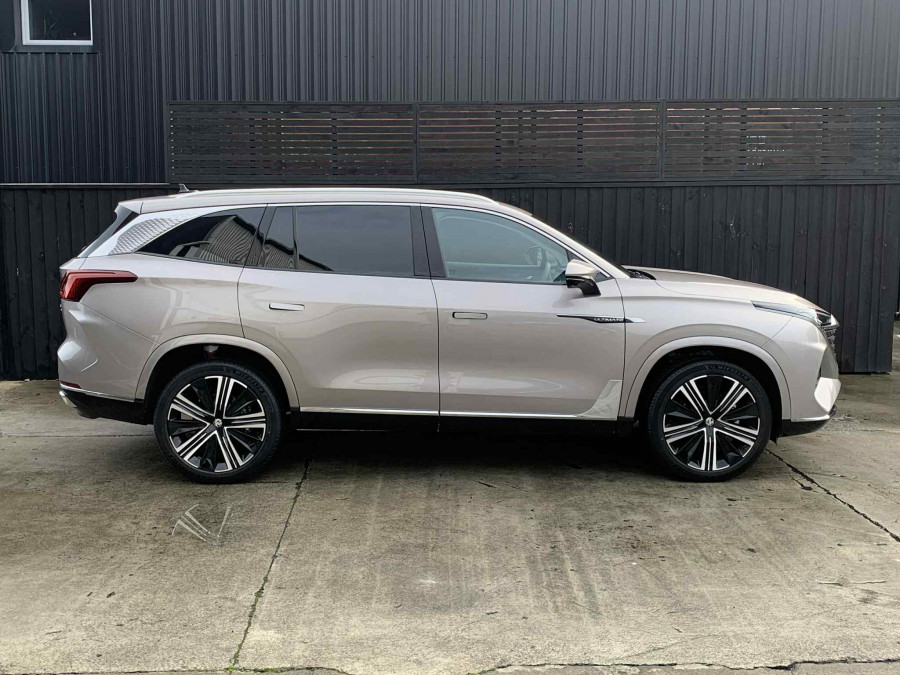 2026 MY25 MG QS IS31 Essence SUV Image 2