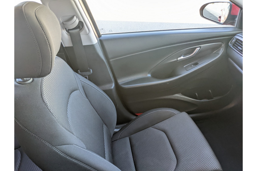 2018 Hyundai i30 PD Active Hatchback Image 22