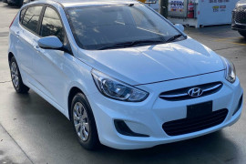 Hyundai Accent Active RB4