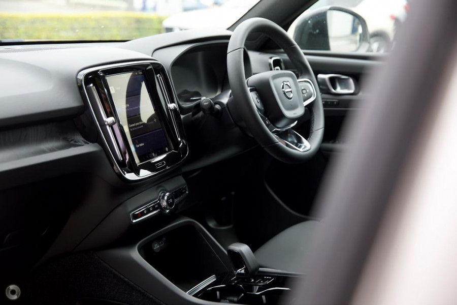 2024 Volvo XC40 XZ Recharge Twin Pure Electric SUV Image 8