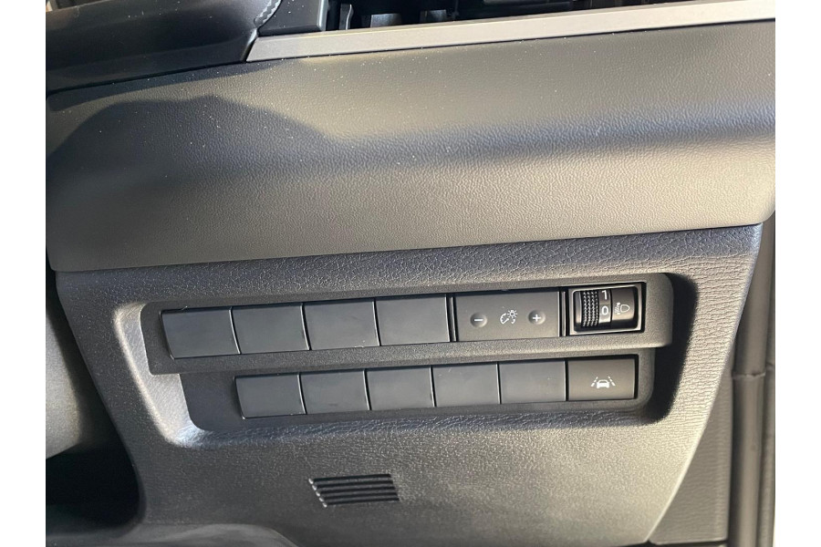 2024 Mitsubishi Outlander ZM LS SUV Image 14