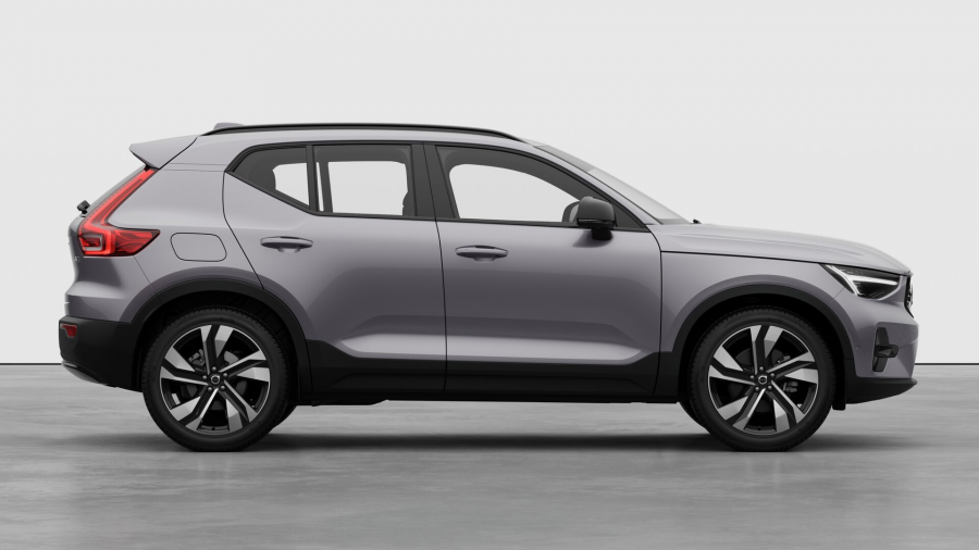 2026 Volvo XC40 XZ Ultra B4 Dark SUV Image 5