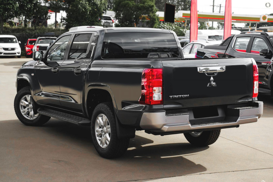 2025 Mitsubishi Triton MV GLX+ Ute Image 5