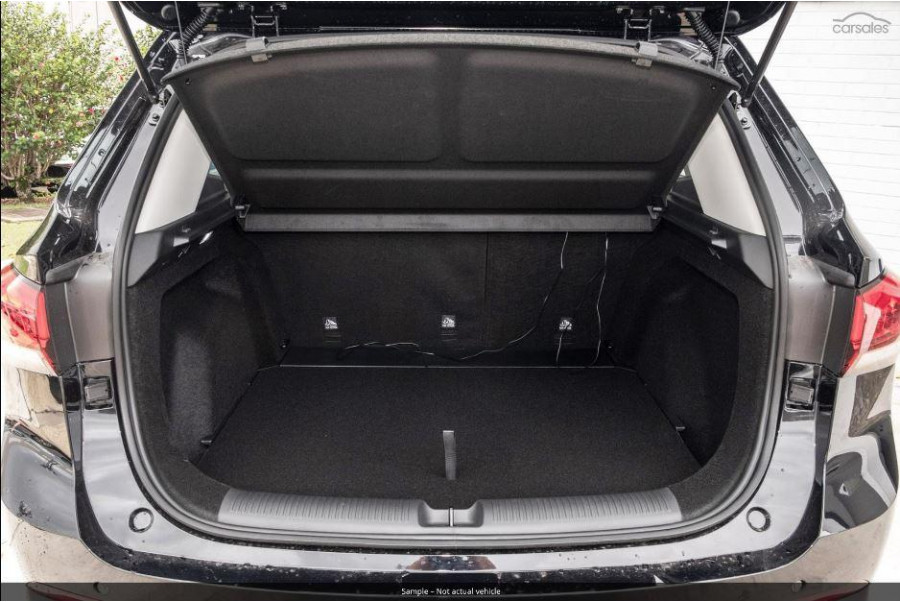 2024 MY24.5 MG ZS ZS32 Essence Hybrid+ SUV Image 9