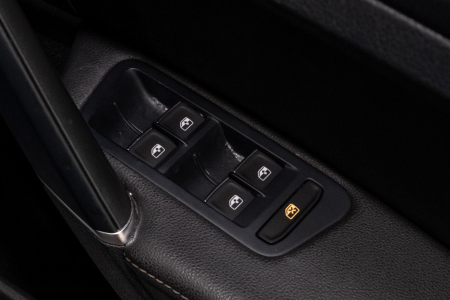 2019 MY20 Volkswagen Golf 7.5 R Hatch Image 18