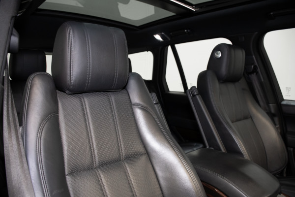 2018 Land Rover Range Rover SDV8 Vogue SE SUV Image 4