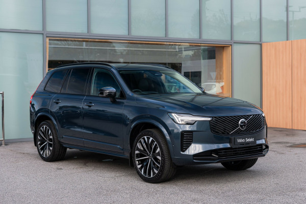 2025 MY26 Volvo XC90 L Series Ultra B5 Dark SUV Image 1