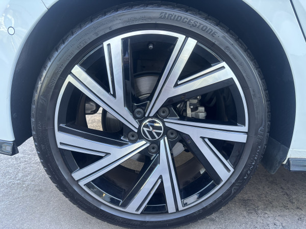 2024 [THIS VEHICLE IS SOLD] image 9
