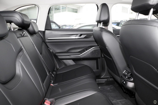 2026 GWM Haval H6 B01 Lux Hybrid SUV Image 9