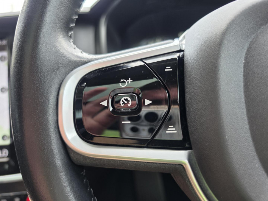2019 Volvo V90 Cross Country P Series D5 Wagon Image 29