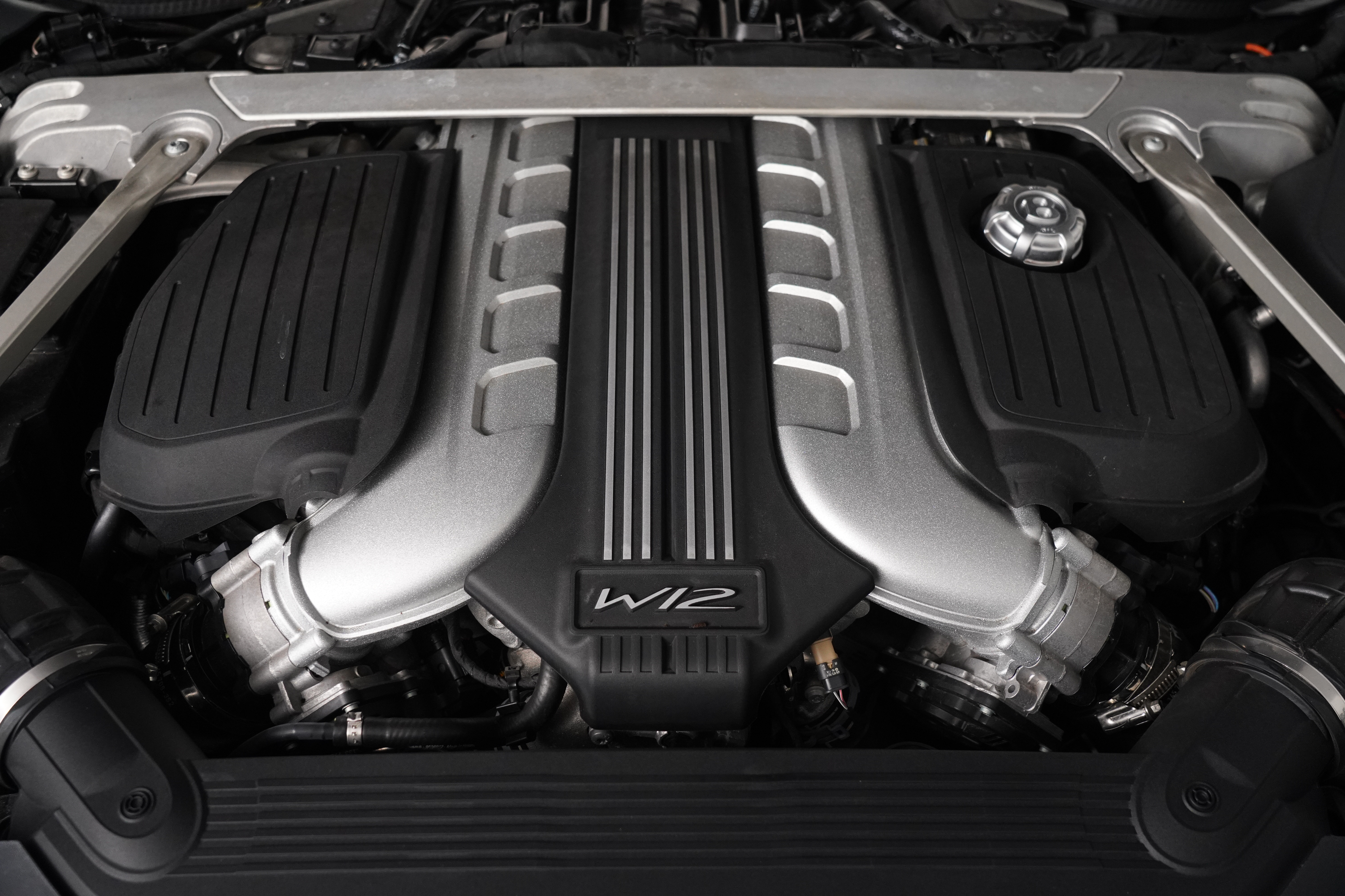 2020 Bentley Continental GT W12 Coupe Image 25