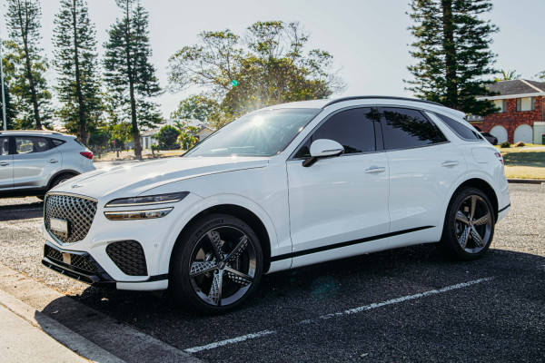 2021 Hyundai Gv70 3.5T - AWD Sport Wagon Image 5