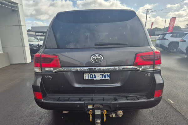 2019 Toyota LandCruiser VDJ200R VX SUV Image 12