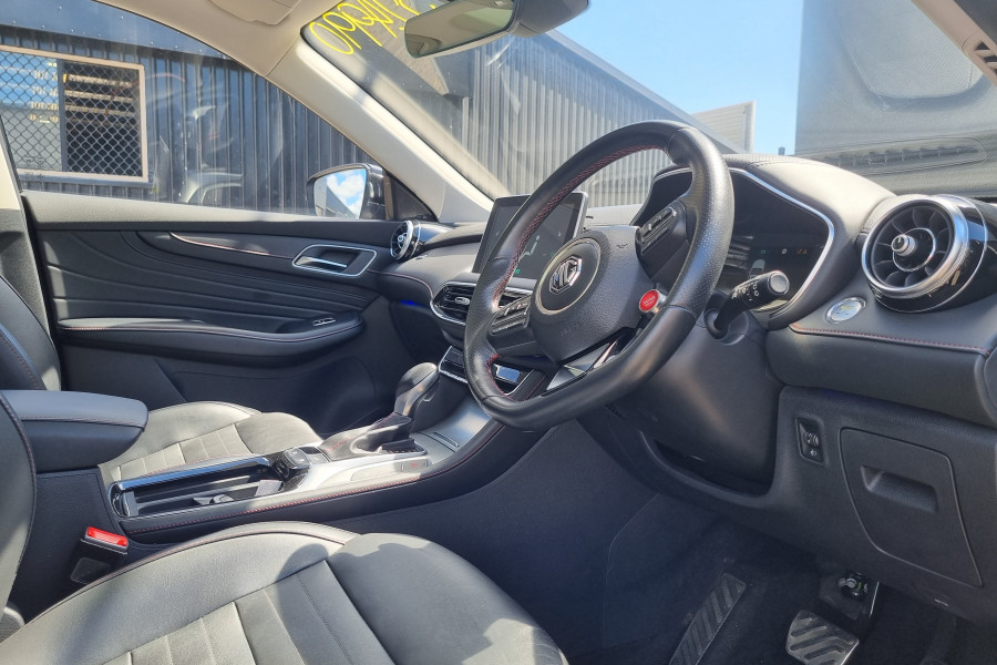 2022 MG HS SAS23 Essence SUV Image 10