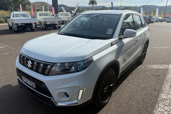2024 Suzuki Vitara Turbo Wagon Image 5