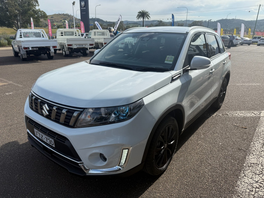 2024 Suzuki Vitara Turbo Wagon Image 5