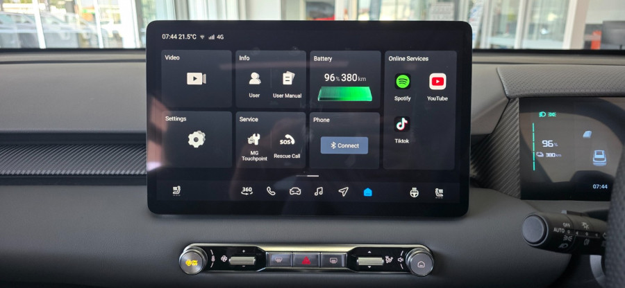 2026 MG MGS5 EV ZS3EM Essence 49 SUV Image 22