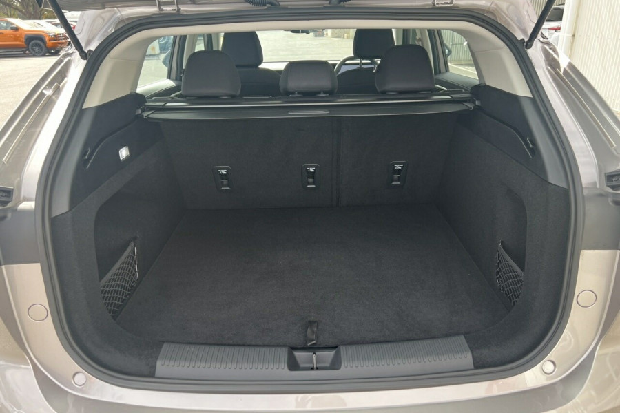 2024 MY24.5 MG HS AS33 Vibe SUV Image 7