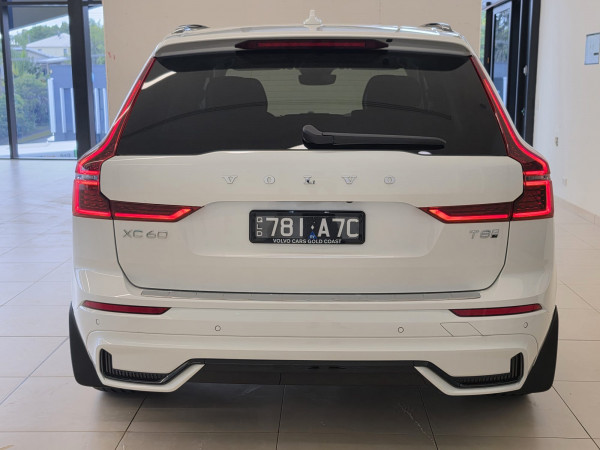 2025 MY26 Volvo XC60 UZ Ultra T8 Plug-in Hybrid Dark SUV image 4